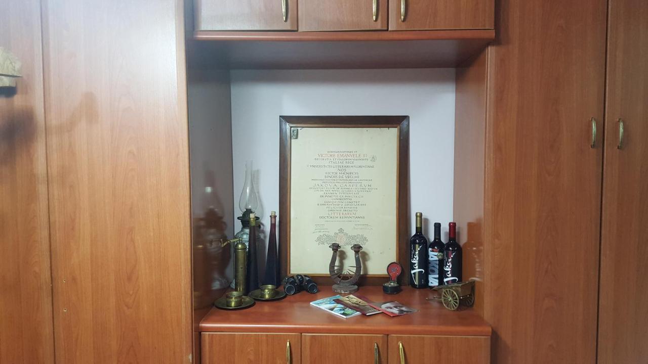 The Blacksmith'S Guesthouse Shkodër Dış mekan fotoğraf