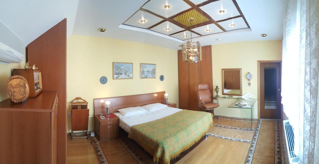 The Blacksmith'S Guesthouse Shkodër Dış mekan fotoğraf